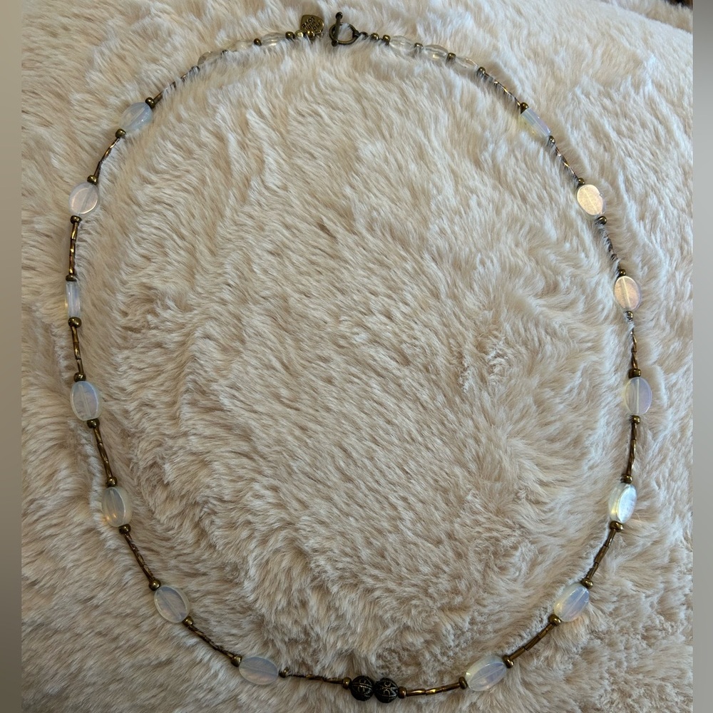 Elegant Gold and White Beaded Necklace